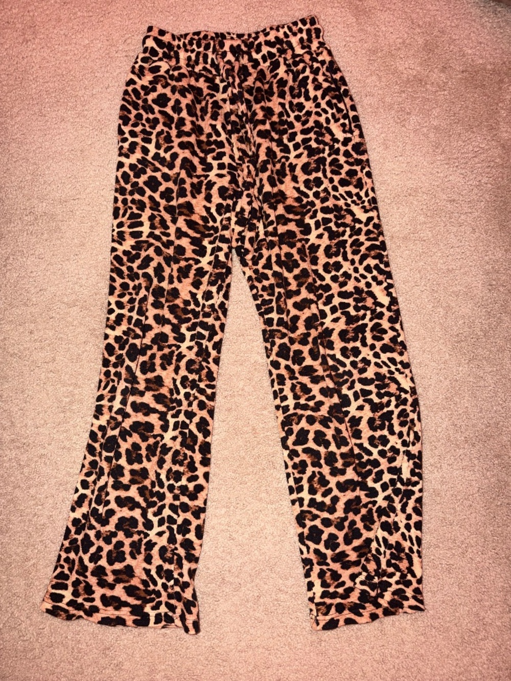 Lulu Mac Waffle Knit Leopard Pants
